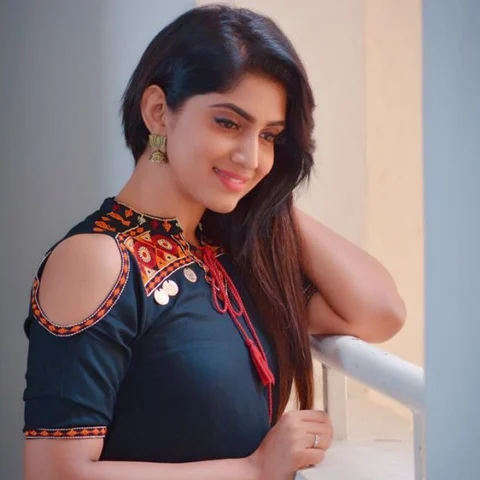 ``நாங்க லவ்வர்ஸ்தான்; ஆனா, தனித்தனி புரொடக்ஷன் கம்பெனி வெச்சிருக்கோம்!" சமீரா ஷெரீப்