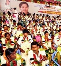 அ.தி.மு.க சார்பில் 65 ஜோடிகளுக்கு இலவச திருமணம்