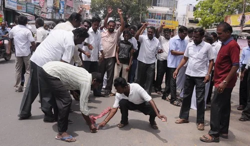 ஸ்டெர்லைட் ஆலையை மூட தமிழக அரசு அதிரடி உத்தரவு! (படங்கள்)