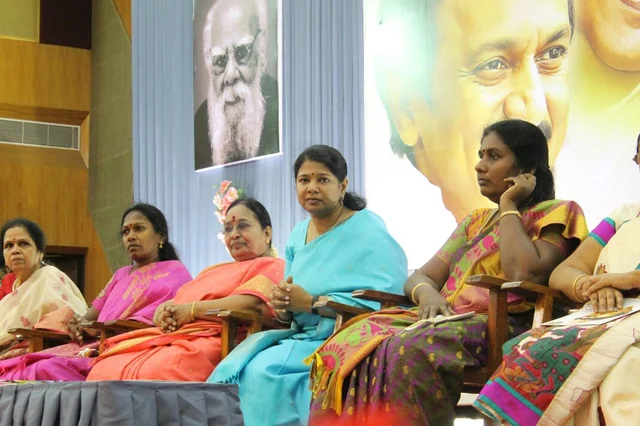 கனிமொழி தலைமையில் தி.மு.க மகளிர் அணி ஆலோசனைக் கூட்டம்!