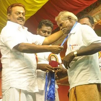 எழுத்தாளர்களை ஏமாற்றினாரா விஜயகாந்த்?