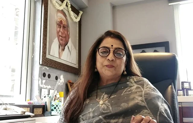 ``இளையராஜா புகழ்பெற ஆரம்பிச்சப்போ அப்பா என்ன சொன்னார் தெரியுமா?!" - எம்.எஸ்.விஸ்வநாதன் மகள்