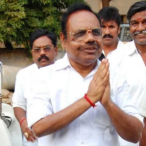 ` சிக்கல் சபாநாயகருக்குத்தான்... 3 பேருக்கு அல்ல!' - தினகரனின் `120' ஆதாரங்கள்