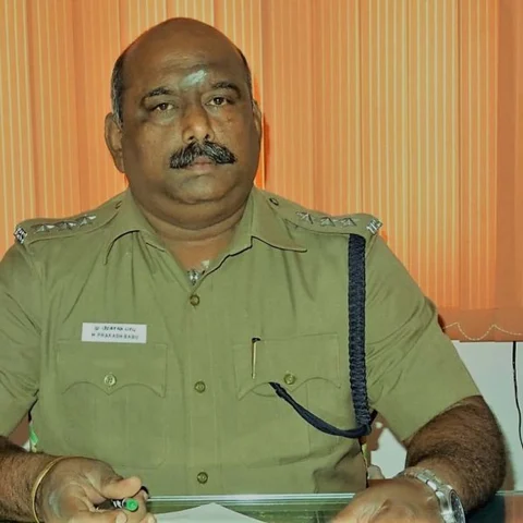 டி.எஸ்.பி மீது கிரிமினல் வழக்கு; சப்-கலெக்டர் மீது நடவடிக்கை! - ஆதாரங்களை அழித்த வழக்கில் நீதிபதி அதிரடி