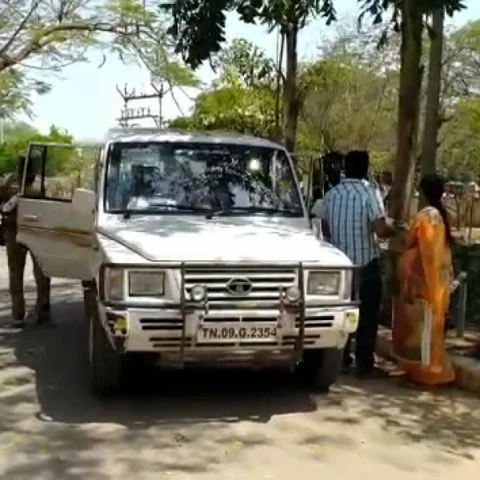 அதிரடி காட்டும் தேர்தல் பறக்கும் படையினர் - அரியலூரில் 1,03,600 ரூபாய் பறிமுதல்