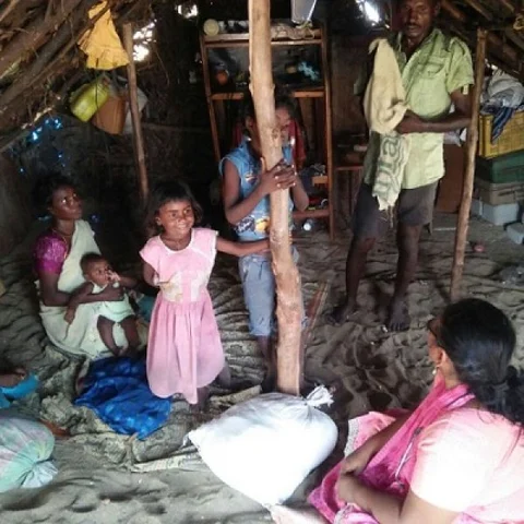 மருமகளுக்குப் பிரசவம்... `10 குழந்தை மாமியாருக்கு’ குடும்பக் கட்டுப்பாடு! - ஓர் அரசு மருத்துவரின் அனுபவம்