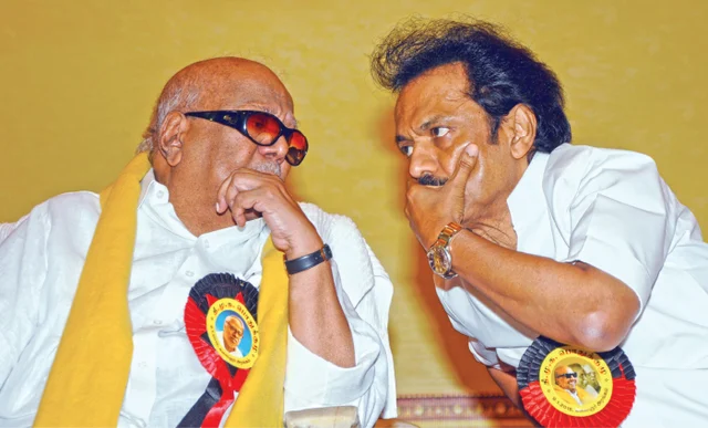ஜெ. to அயோத்'தீ' - 5 நிமிட வாசிப்பில் ஜூனியர் விகடன் 10 அம்சங்கள்!