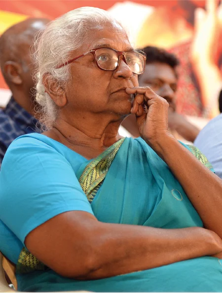 அரசியலும் அம்பலமும்: 6 நிமிட வாசிப்பில் ஜூ.வி.யின் 9 தெறிப்புகள்!
