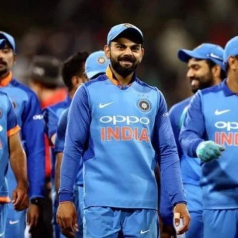 `தினேஷ் கார்த்திக், விஜய் சங்கர் இன் பன்ட், ராயுடு அவுட்!' - உலகக்கோப்பைக்கான இந்திய அணி அறிவிப்பு #CWC19