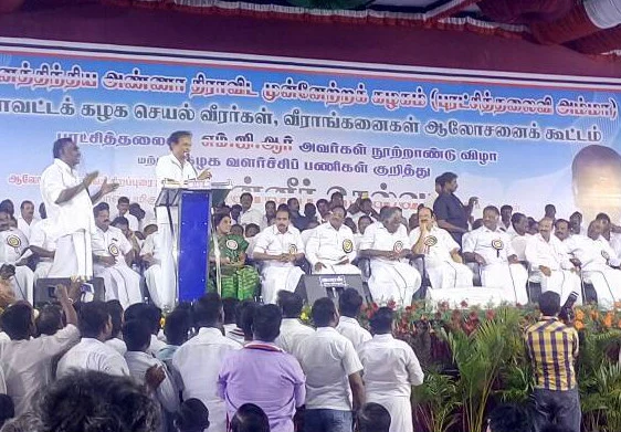 "தமிழக முதல்வரிடம் ஒரே ஒரு கேள்வி"- சேலத்தில் சீறிய செம்மலை