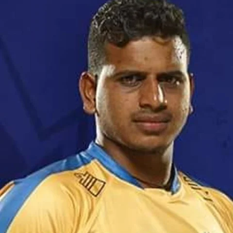 தமிழக கபடி வீரரை பணியிலிருந்து நீக்கிய தபால்துறை! - அதிகாரிகளிடம் பரிந்து பேசிய நண்பர்கள்