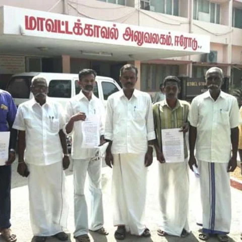 ’ஒரு லட்சத்துக்கு ரூ.3.60 லட்சம் கொடுத்த பிறகும் வீ்ட்டை அபகரித்த கந்துவட்டிக்காரர்! - கூலித்தொழிலாளி கண்ணீர்