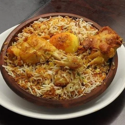 மட்டன் பிரியாணி ரூ. 200; சிக்கன் பிரியாணி ரூ.180!- விலைப் பட்டியலை வெளியிட்டது தேர்தல் ஆணையம்