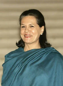 சக்திவாய்ந்த பெண்கள் பட்டியலில் சோனியா காந்திக்கு 6-வது இடம்!