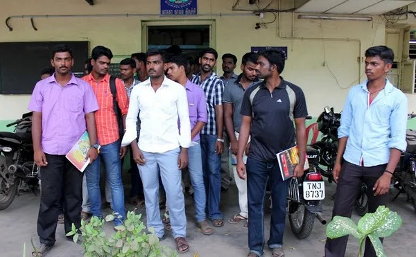 அரசுத்துறை தேர்வுகளுக்கு பயிற்சியளிப்பதாகக் கூறி மோசடி!