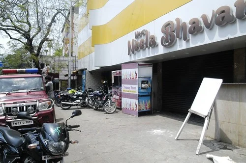 சென்னை நீலா பவன் ஓட்டல் கிணற்றில் விஷவாயு தாக்கி 2 பேர் பலி (படங்கள்)