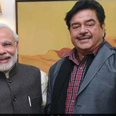 ராகுல் முன்னிலையில் காங்கிரஸில் இணைகிறாரா சத்ருகன் சின்ஹா?