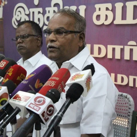 `மாணவிகளுக்குப் பாதுகாப்பு இல்லாத அவல நிலை! - எடப்பாடியைச் சாடும் பாலகிருஷ்ணன்