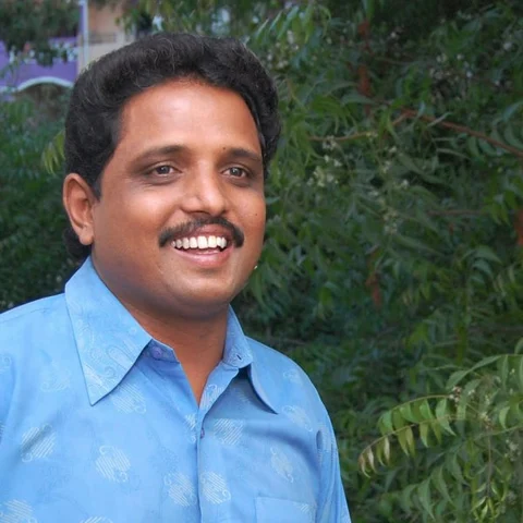 `வாக்கு எண்ணிக்கை முறையாக நடக்க கலெக்டரை மாற்ற வேண்டும்!’ - மதுரை சி.பி.எம் வேட்பாளர் சு.வெங்கடேசன்