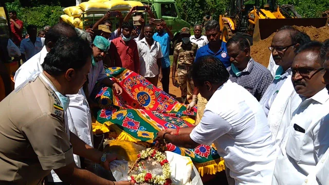 இலஞ்சி கோயில் யானை உயிரிழந்த விவகாரம் - விசாரணை நடத்த பக்தர்கள் கோரிக்கை!