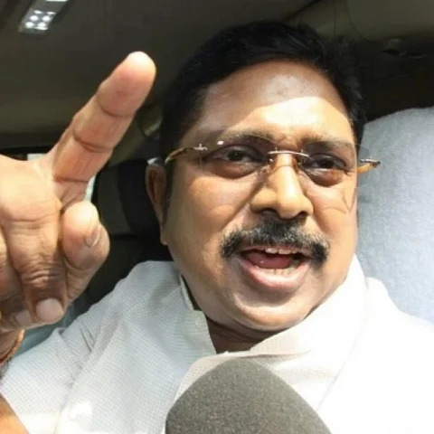 ”குக்கரை நம்பி நாங்கள் இல்லை; வல்லவனுக்குப் புல்லும் ஆயுதம்” -பொங்கிய டி.டி.வி. தினகரன்