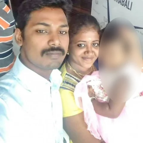 நான் முத்தம் கொடுக்கும்போது என் பிள்ளைகளுக்கு உயிர் இல்லங்க' - அபிராமி கணவர் விஜய் கண்ணீர்