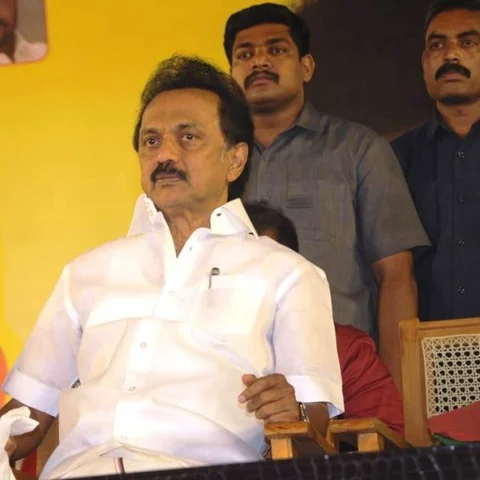 ``அந்தக் குறை மனதை உறுத்துகிறது!’’ - ஈரோட்டில் உருகிய ஸ்டாலின்