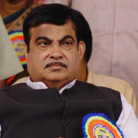 `பாகிஸ்தானுக்குச் செல்லும் நமது பங்கு தண்ணீரை நிறுத்துவோம்!’ - நிதின் கட்கரி திட்டவட்டம்