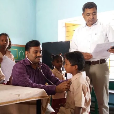 கோவை மலைக்கிராம குழந்தைகளுக்கு இதய பரிசோதனை முகாம்!
