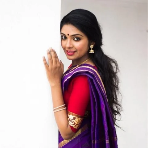 "சீக்கிரமே கல்யாணம்!" - `மேற்குத் தொடர்ச்சி மலை' காயத்ரி