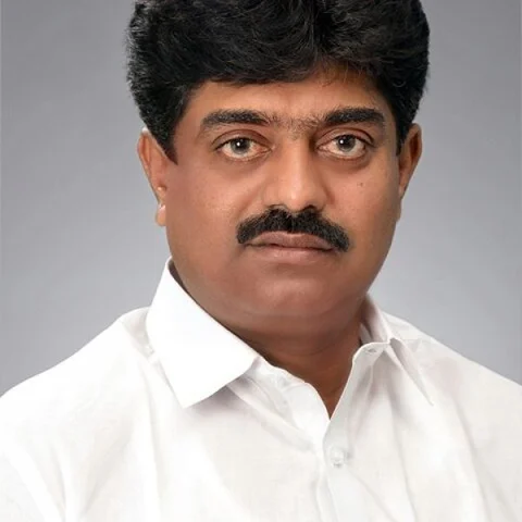 35 ஆண்டுகளுக்குப் பின்னர் ராமநாதபுரம் தி.மு.க மாவட்டச் செயலாளர் பதவியில் புதிய மாற்றம்!