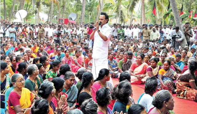 கூட்டணி உள்ளரசியல்: 6 நிமிட வாசிப்பில் ஜூ.வி.யின் 8 தெறிப்புகள்!