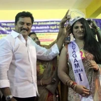 மிஸ் கூவாகம் 2014 பட்டத்தை விஜயவாடா சகானா தட்டி சென்றார்! (படங்கள்)