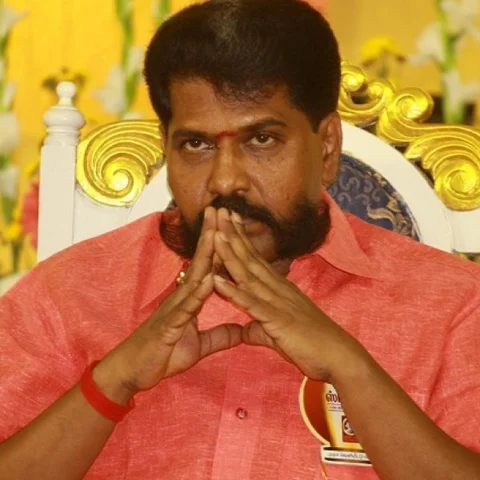 ஆளுநர் மாளிகையிலிருந்து வந்த புகார் - நக்கீரன் கோபால் திடீர் கைது!