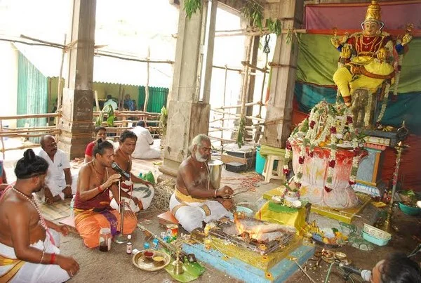 திட்டை குரு பகவானுக்கு லட்சார்ச்சனை- ஹோமங்கள்!