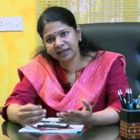 ”படேலுக்கு 3000 கோடி... புயல் பாதிப்புக்கு 350 கோடியா?” - கனிமொழி காட்டம்!