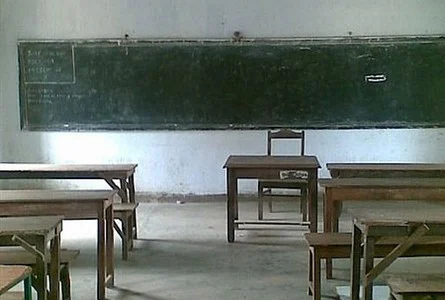 கல்லா கட்டும் தனியார் கல்வி நிறுவனங்கள் - ஒரு மினி தொடர்: பாகம் 1