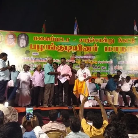 `எனக்கு விருந்தும் கொடுக்கத் தெரியாது; தோட்டமும் கிடையாது' - திருமாவளவன் விளாசல்!