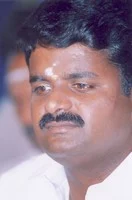 ' நிலம் வாங்க, விற்க அணுகுங்கள்': அ.தி.மு.க. எம்.எல்.ஏ.க்கு எதிராக அதிரடி போஸ்டர்! (படங்கள் )