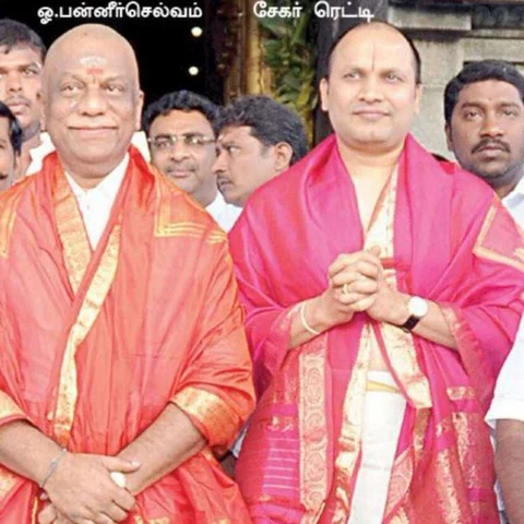 15 கோடி ரூபாய் ஊழல்... பின்னணியில் பன்னீர்செல்வமும் சேகர் ரெட்டியும்!