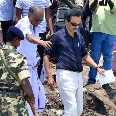 ''என் மகளை மாவட்டச் செயலாளராக நியமியுங்கள்!'' - 'முரட்டு பக்தனின்' கோரிக்கையை நிறைவேற்றிய மு.க. ஸ்டாலின்