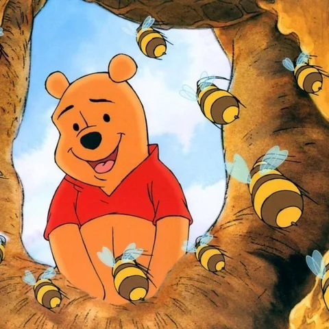 கடத்தப்படாத சிறுவனைத் தேடி அலையும் விலங்கு கூட்டம்! #WinnieThePooh #MovieRewind
