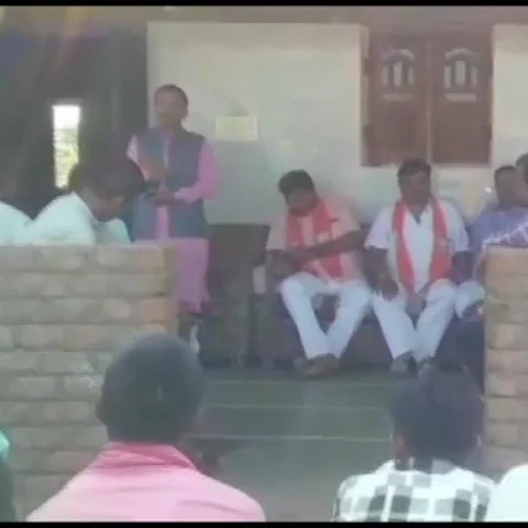 `பூத்களில் மோடி கேமரா வைத்திருக்கிறார்; உங்களைக் கவனிப்பார்”- அச்சுறுத்திய பா.ஜ.க எம்.எல்.ஏ