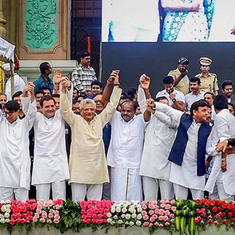 இந்த ஆண்டின் டாப் 10 அரசியல் நிகழ்வுகள்!