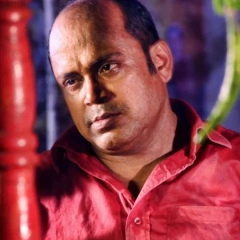 ``என் மகன் வீட்டைவிட்டு வெளியே போக மாட்டேங்கிறான்'' - கலங்கும் தம்பி ராமையா