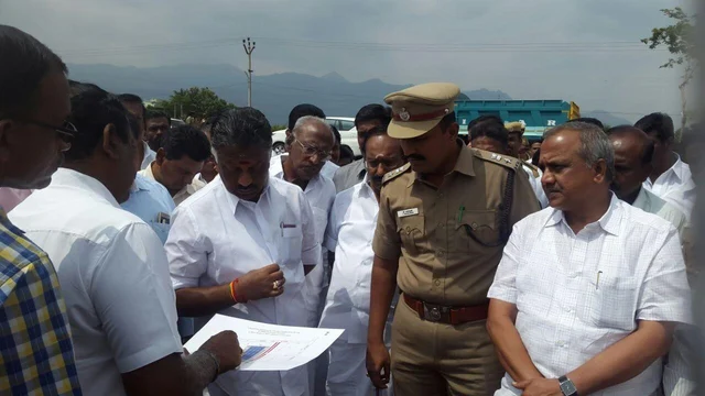 எம்.ஜி.ஆர் நூற்றாண்டுவிழா - அதிகாரிகளுக்கு ஆலோசனை வழங்கிய ஓ.பன்னீர்செல்வம்
