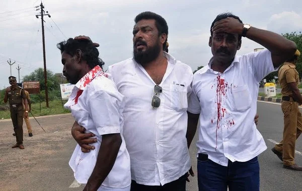 கொள்ளை போகும் தாமிரபரணி தண்ணீர்... குளிர்பான கம்பெனிக்கு எதிராகக் கொதிக்கும் மக்கள்!