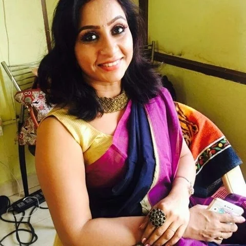 ''அத்திப்பூக்கள் பார்த்துட்டு என்னைத் திட்டாத ஆளே கிடையாது!'' - 'வள்ளி' சீரியல் ராணி