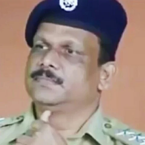 `டி.எஸ்.பி சாவு, கடவுள் கொடுத்த தீர்ப்பு!' - எலக்ட்ரீசியன் மனைவி பேட்டி