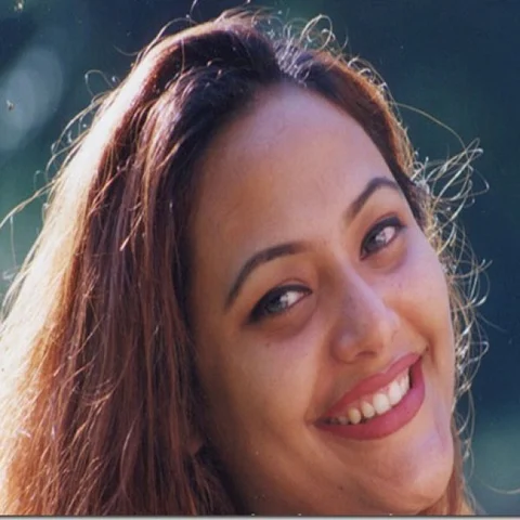 ``தோசை சுட கத்துக்கொடுத்த மகேந்திரன்; எட்டு வருட பிரேக் ஏன்?" - `உதிரிப்பூக்கள்' பேபி அஞ்சு